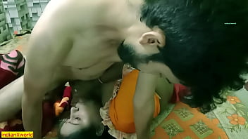 Preview 2 of Squirt Gir Full - Indian teen boy fucking with hot beautiful maid Bhabhi! Uncut homemade sex