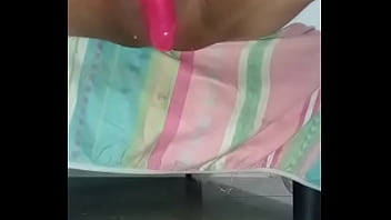 Preview 4 of Sex Paksa Masa Tidur - La perra de mi prima se masturba para m&iacute_