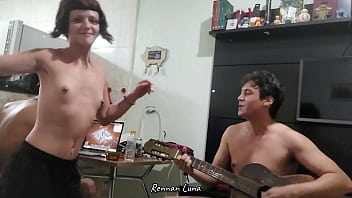 Preview 1 of Tamil Girls Big Boobs Videos - Candy Crush Brasil e Rennan Luna in Concert! (Making of feat Mano Nico) Completo no RED