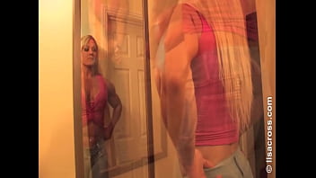 Preview 1 of Maa Bata Xxx Vidoes - IFBB Pro Lisa Cross Naked Oil