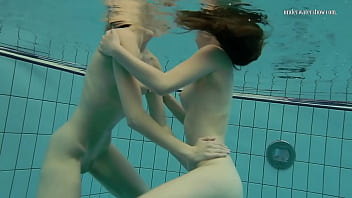 Preview 3 of Jave Hd - Nastya enjoys Libuse underwater