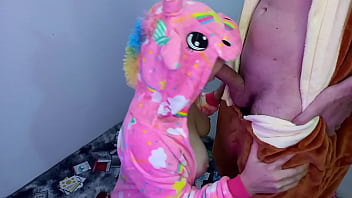Preview 4 of Lelu Love Hear - Me cojo a una unicornio bien putita y me la chupa hasta acabarle en las tetas