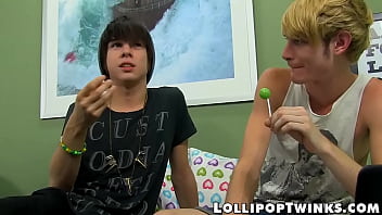 Preview 1 of Matures Bukkake - Emo twink Kyler Moss anal fucked by skinny Preston Andrews