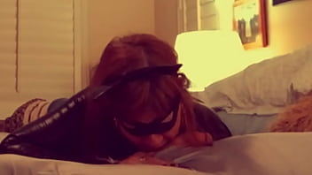 Preview 3 of Red Tube Vidio - Granny Catwoman sucks Batman