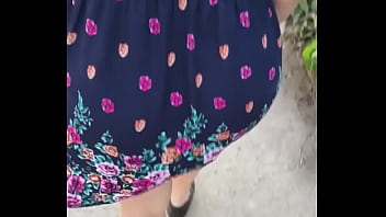Preview 3 of Brazzerscom Vs Blacked - SIGO Y LE LEVANTO LA FALDA A MUJER EN LA CALLE