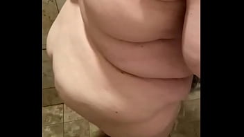 Preview 2 of Taman Xxx In - BBW wife caught washing up in the shower.