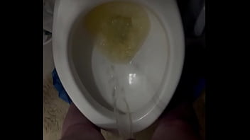 Preview 2 of Suol Thre - Huge Piss