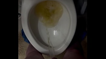 Preview 3 of Suol Thre - Huge Piss