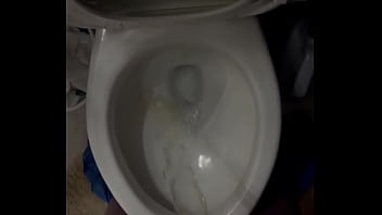 Preview 1 of Suol Thre - Huge Piss