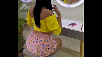 Preview 1 of Malay Roman - Sexy latina use a dick like a lipstick