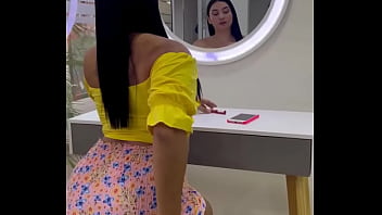 Preview 4 of Malay Roman - Sexy latina use a dick like a lipstick