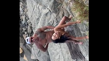 Preview 4 of Adivasi Xnxx Forest - Sexo na praia todo mundo vendo viralizou no brasil
