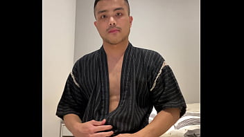 Preview 1 of Sex Vidhio Com - Asian boy in Jinbei stroking