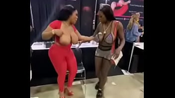 Preview 3 of Sex Erito Com - Day 1 Exxxotica 2021 too sexy