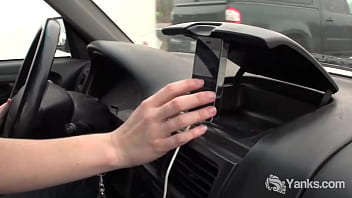 Preview 1 of Xxx Dww - Yanks Honey Lou Lebonne Cums in the Car