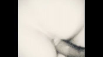 Preview 1 of Rosa Morada - Bang