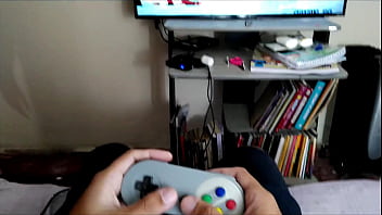 Preview 1 of Sunshine Munro - Videogame com prima safada