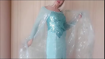 Preview 3 of Ixxil - Beautiful Queen Elsa loves Olaf&#039_s nose