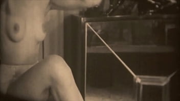 Preview 3 of While Sister Play Game - Dark Lantern Entertainment presents &#039_Vintage Arcade Films&#039_