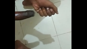 Preview 2 of Mom Fuckme - Making my dick ready with oil
