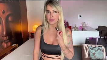 Preview 2 of Asian Farz - Como abro meu cuzinho antes do anal. Aula pr&aacute_tica no meu Onlyf4ns Joyce Gumiero ou no meu site https://soyjoy.sambaplay.tv/