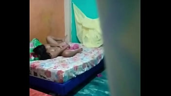 Preview 3 of Horny Yong Mom - El marido de mi amiga me grabo sin darme cuenta