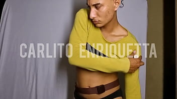 Preview 2 of Sex Bottal - GAROTO SE EXIBINDO