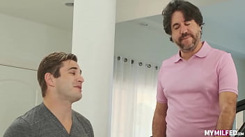 Preview 1 of Mom Sister Sexing To Brother - Halle Hayes In Fucks Slob Stepson