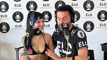 Preview 2 of Adivasi Desi Xxx Video - Cerbero Mamy folla con Elo Podcast