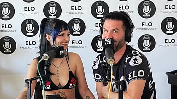 Preview 4 of Adivasi Desi Xxx Video - Cerbero Mamy folla con Elo Podcast