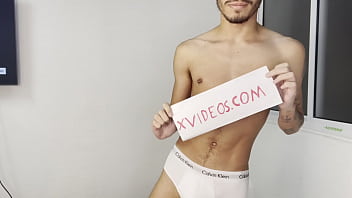 Preview 4 of Beuty Beb Sliding On Big Dick - V&iacute_deo de verifica&ccedil_&atilde_o