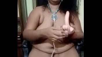 Preview 4 of Hindi Xnxx Move Hd - My fatty wife sex with dildo
