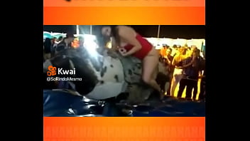 Preview 2 of Speedy Blowjob - Touro  mecanico