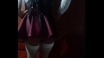 Preview 2 of Big Teacher Milf Footjob - mariquita vestido de ni&ntilde_a bailando solo