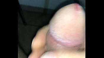 Preview 1 of Gimiendo En Cuatro - Punheta Deliciosa de noite