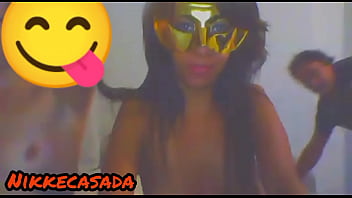 Preview 1 of Curious Men Hidden Cam - Suruba amadora gostosa numa live com uma loira maravilhosa.   Nikkecasada.vip