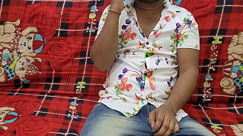 Preview 1 of 1 Time Xxx At Home - भोली भाली गाओ की लड़की को साड़ी में देख कर रहा नही गाया तो उसको जबरदस्त चोदा