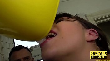 Preview 2 of Porn Porno Artis Artis India - Real teen whore blows fat dick
