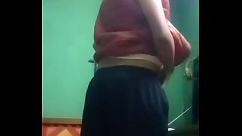 Preview 1 of Scandal Indenesia - GIO ense&ntilde_ando lo que su novio no se come
