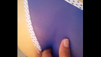 Preview 3 of Xxx 18 Yiers Old - Travesti,  mi macho me manosea