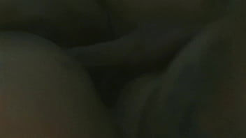 Preview 2 of Natural Bobs And Penis - Comendo a mulher do corno