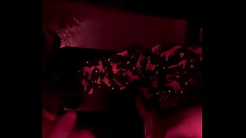 Preview 2 of 1990 Indian Aunty Sex Videos - Не удержалась и отсосала в клубе второй раз