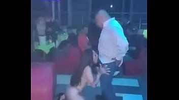Preview 3 of Aunts Hotel Xnxx Videos - Ufff anoche en el mitote con flacavarela420 y LuisGarayX Sexo en vivo