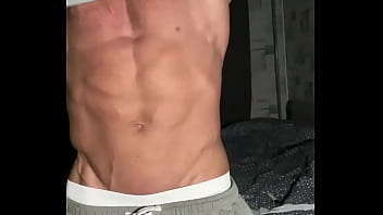 Preview 1 of Hd Sexy Videodounload - WowHot Body reveals everything and loves to nipple play!