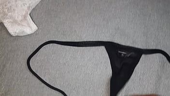 Preview 3 of Maledom Ffm - Karen me dej&oacute_ jalarmela con su tanga rosa favorita y me perst&oacute_ todos sus calzones hasta echarle toda la leche