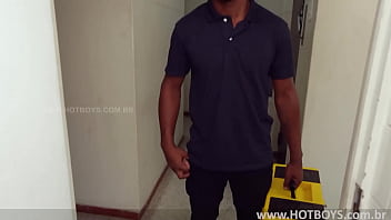Preview 2 of Medium Bbw Anal - Dando pro t&eacute_cnico da TV