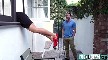 Preview 2 of Unblock Xnxx Lisa - Crystal Rush In Family Milfs Stepson Gone Crazy On Her
