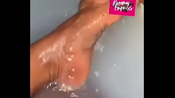 Preview 2 of Kon Tang - Pretty soapy feet