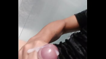 Preview 3 of Xxnxx 2018 Hot - Batendo uma no banheiro.