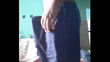 Preview 4 of Julya Raca - Acordei animado